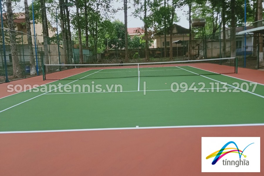 Sửa chữa và sơn lại 2 lớp sơn Nova sports cho 1 sân tennis uỷ ban Phước Long Bình Phước 1